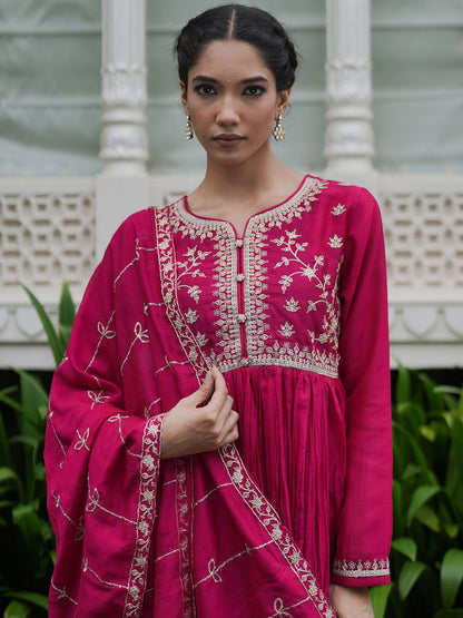 Women Floral Embroidered Pleated Kurta with Trousers & With Dupatta