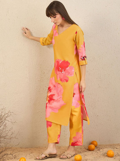 Dhiyona IE Floral Printed V-Neck Straight Kurta with Trousers