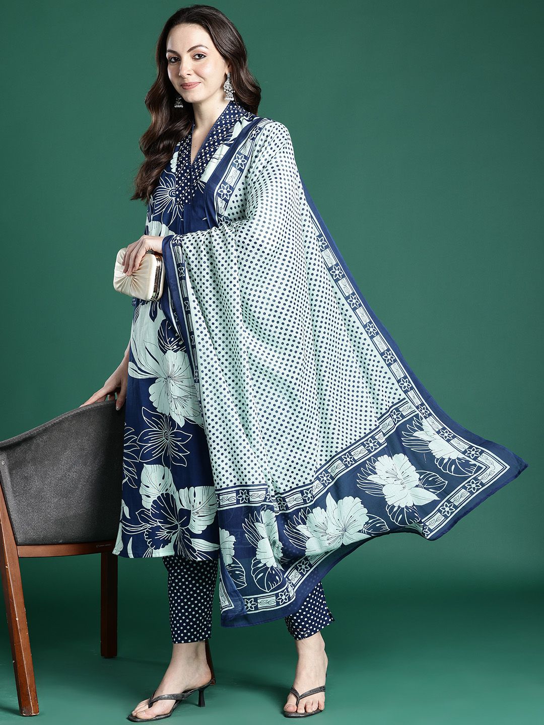 Dhiyona IE Floral Printed Regular Pure Cotton Kurta with Trousers & Dupatta