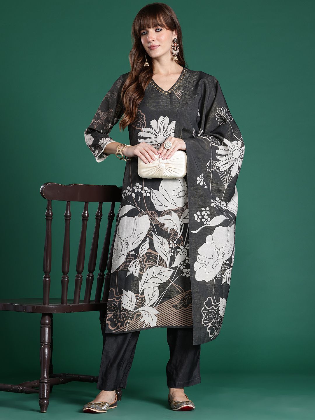 Dhiyona IE Floral Printed Regular Beads and Stones Kurta with Trousers & Dupatta