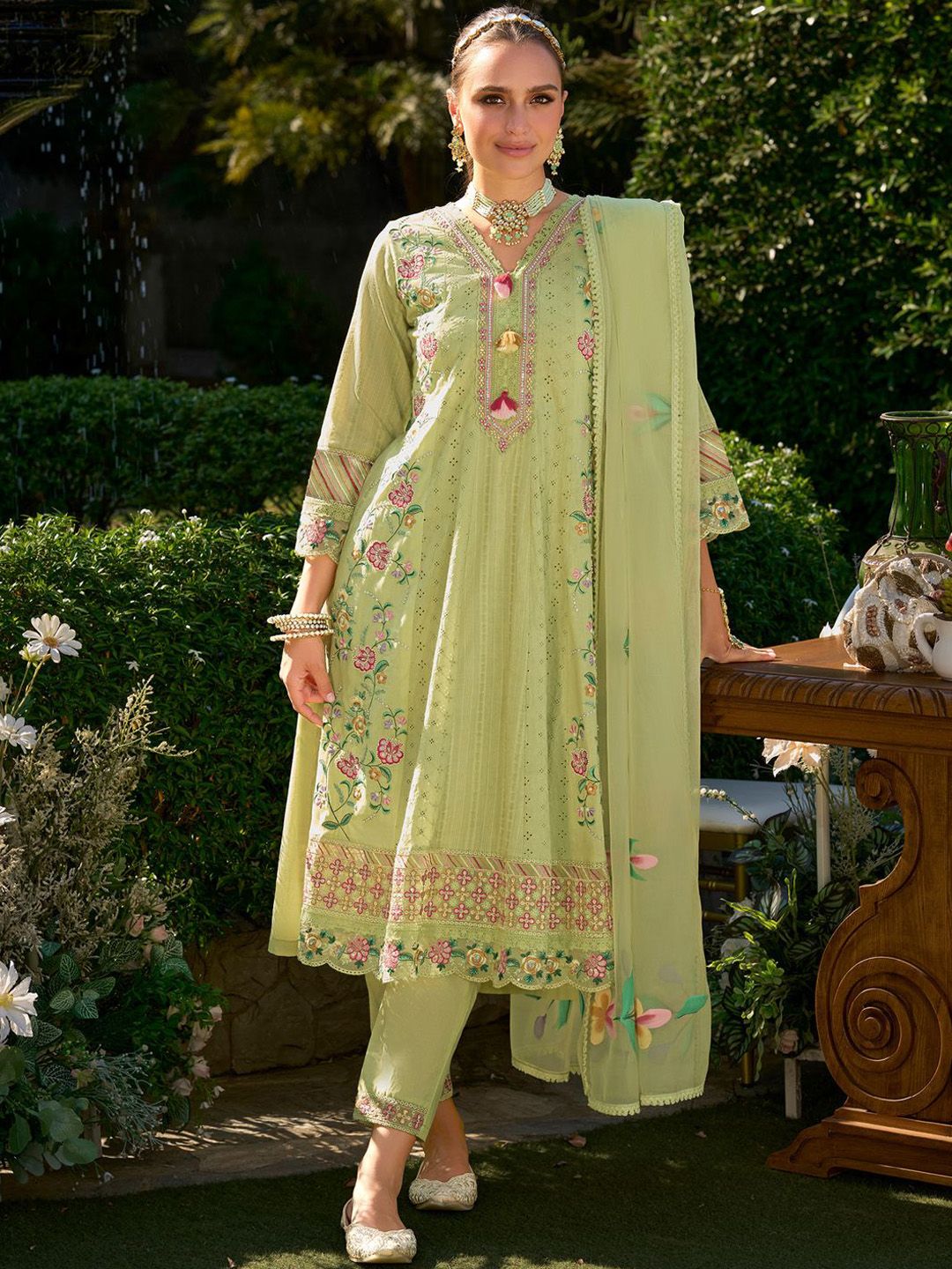 Women Floral Embroidered Cotton Kurta with Trousers & Dupatta