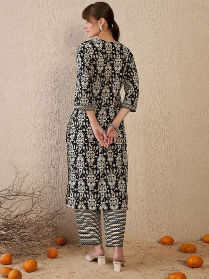 Women Printed Regular Pure Cotton Kurta with Trousers