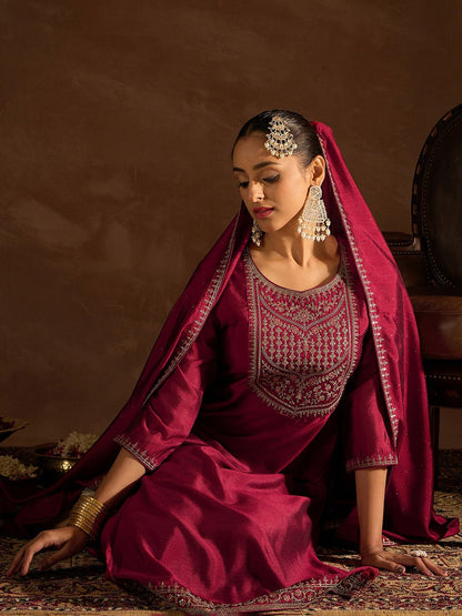 Maroon Ethnic Motifs Embroidered Regular Sequinned Kurta with Trousers & Dupatta