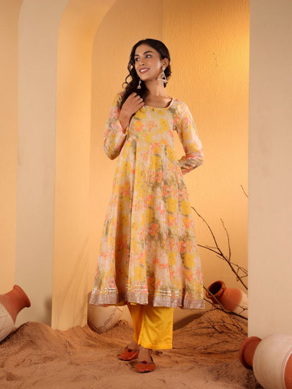 Dhiyona VA Women'sYellow Floral Printed Square Neck Kurta With Trousers & Dupatta