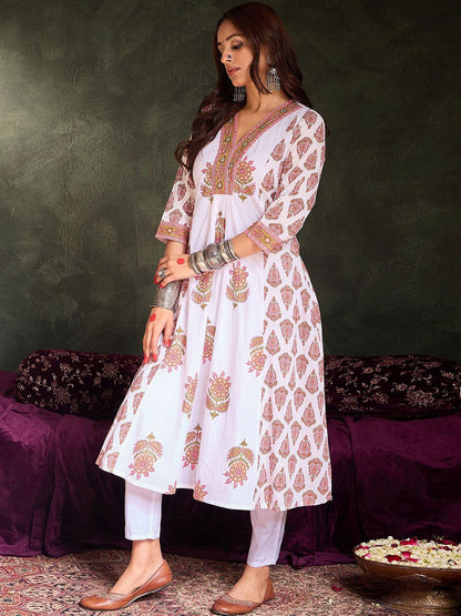 Dhiyona IE Floral Printed V-Neck Pure Cotton A-Line Tunic With Trouser