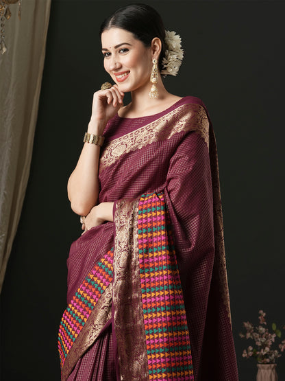 Women's Silk Blend Magenta Woven Design Designer Saree With Blouse Piece