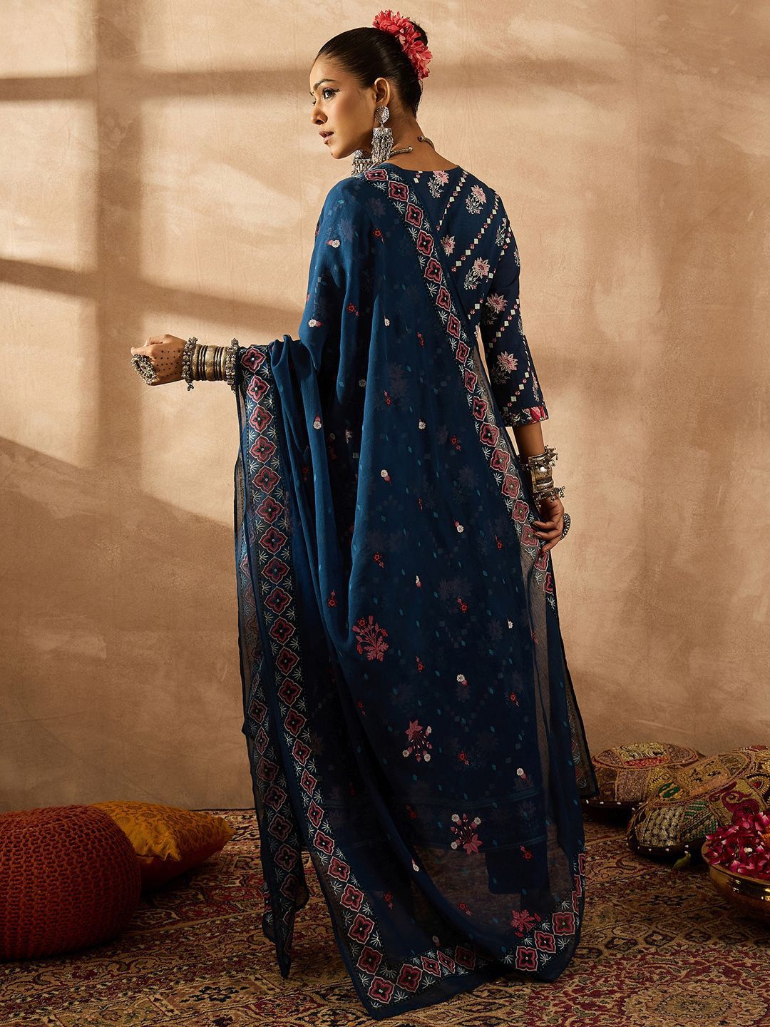 Women Floral Embroidered Regular Beads and Stones Pure Cotton Kurta with Trousers & With Dupatta