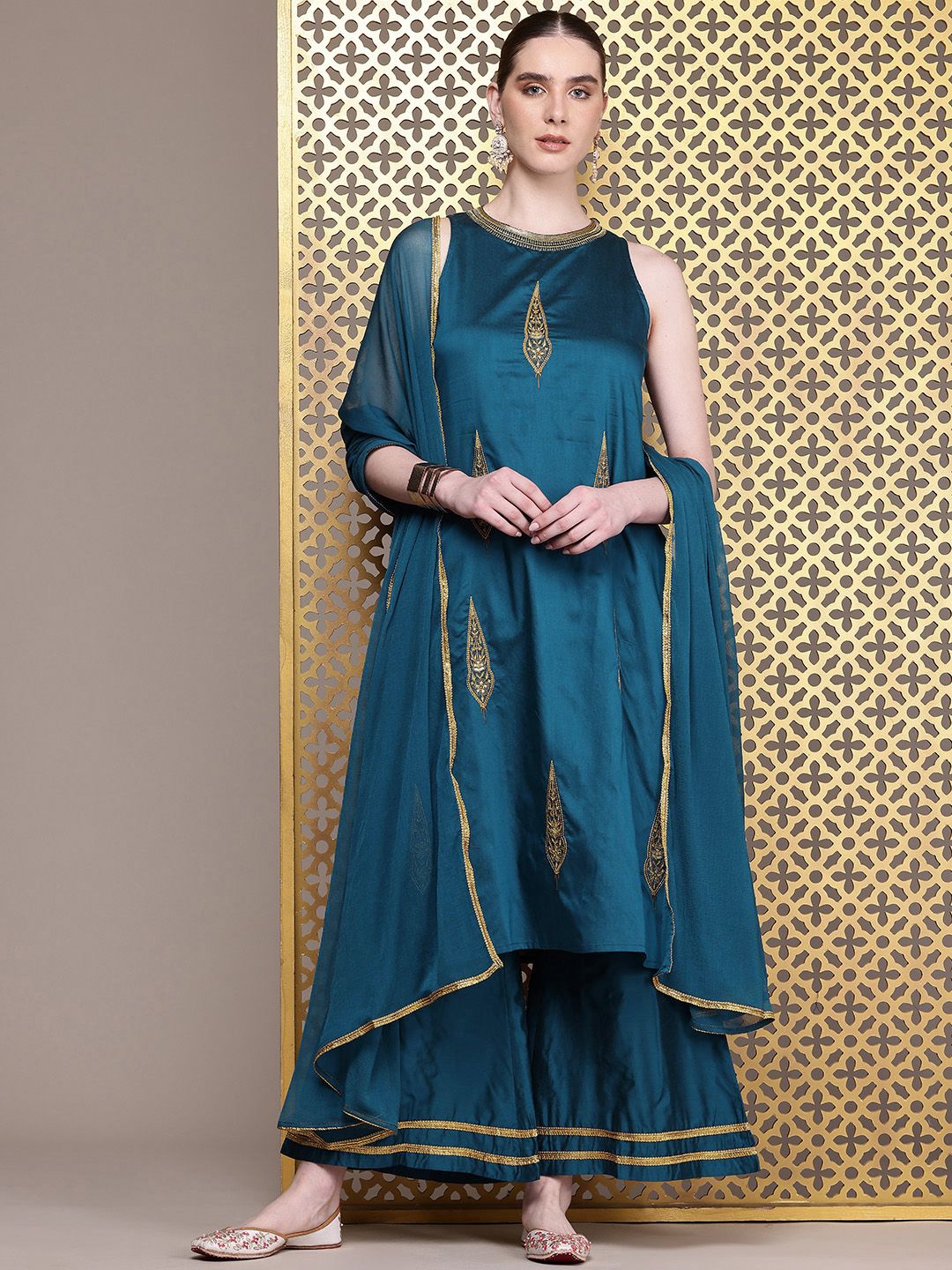 Dhiyona PD Women Embroidered Sequinned Jashn Kurta With Palazzos & Dupatta