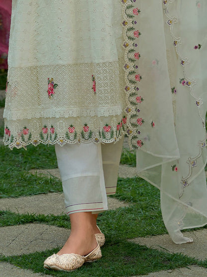 Floral Yoke Design Thread Work Pure Cotton Anarkali Kurta Wth Trousers & Dupatta