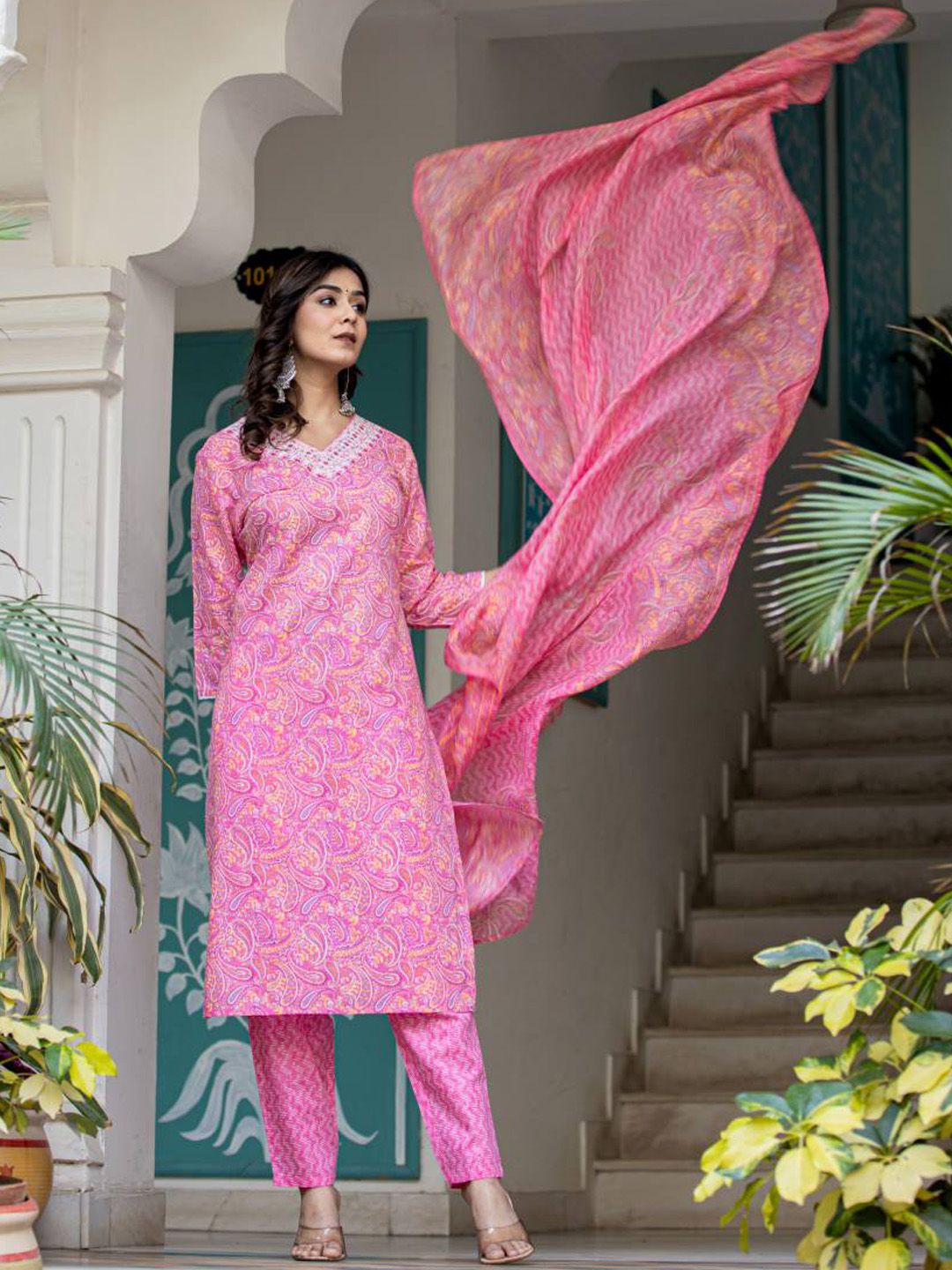 Dhiyona VA Women'sPaisley Printed Regular Thread Work Kurta with Trouser & Dupatta