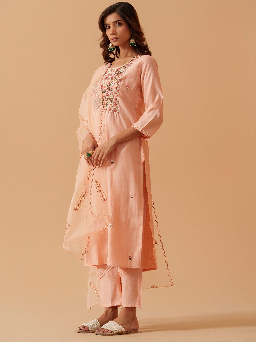 Dhiyona PD Women Ethnic Motifs Embroidered Kurta With Trousers & Dupatta