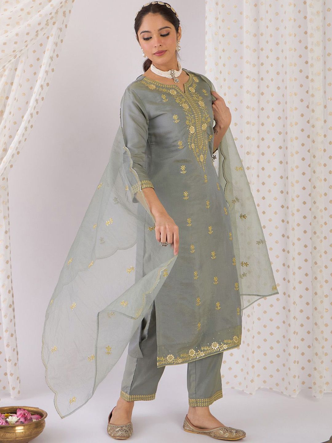 Floral Embroidered Zari Straight Kurta with Trousers & With Dupatta