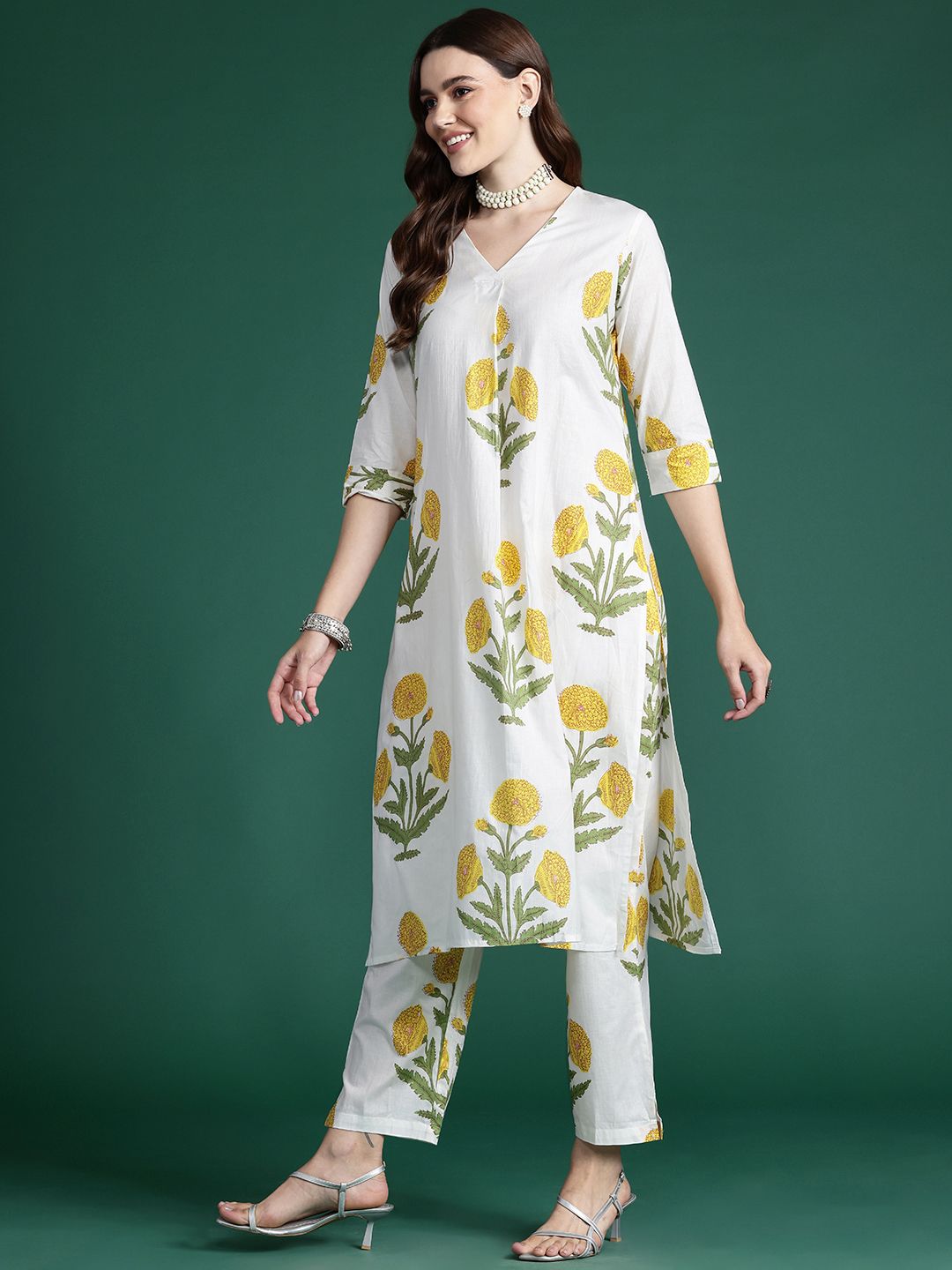 Dhiyona IE Floral Printed Pleated Pure Cotton Kurta with Trousers