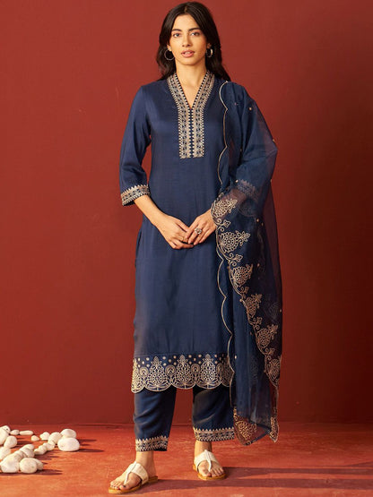 Dhiyona IE Women Floral Embroidered Kurta with Trousers & Dupatta