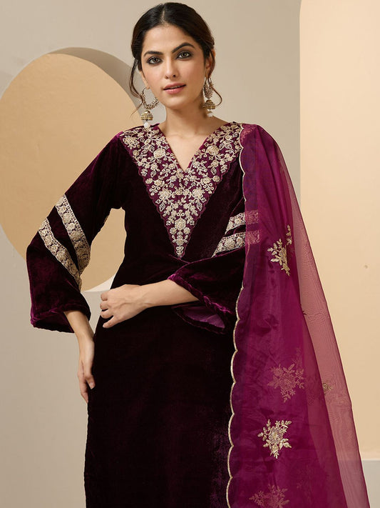 Dhiyona IS Women's Women Ethnic Motifs Embroidered Regular Beads and Stones Velvet Kurta with Trousers & With Dupatta