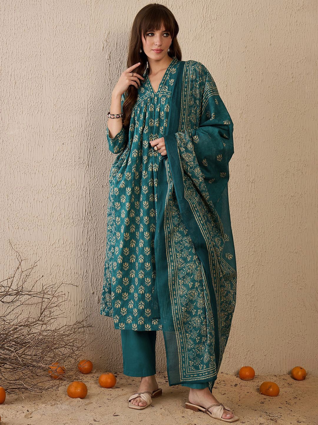 Women Floral Printed Empire Pure Cotton Kurta with Trousers & With Dupatta