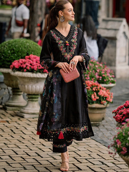 Dhiyona IE Floral Yoke Design Thread Work A-Line Kurta With Trousers & Dupatta