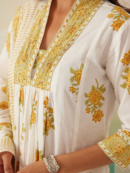 Floral Printed Pleated Beads and Stones Pure Cotton Kurta with Trousers & Dupatta