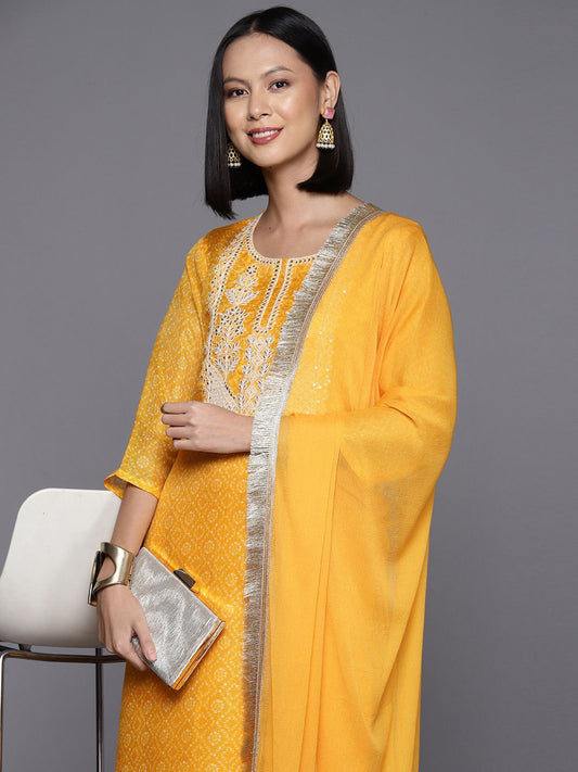 Dhiyona VA Women'sBandhani Printed Regular Sequinned Kurta with Trousers & Dupatta