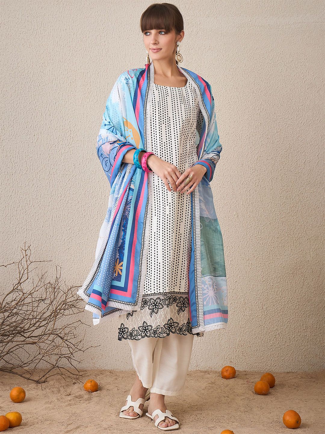 Geometric Printed Pure Cotton Straight Kurta With Trousers & Dupatta