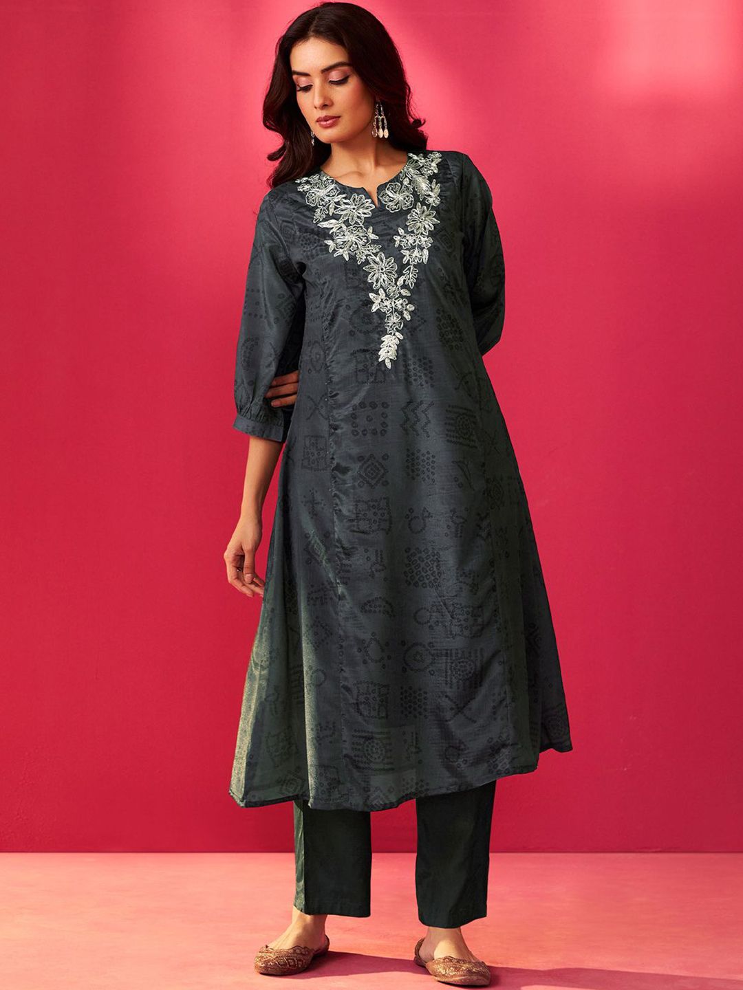 Floral Embroidered Thread Work Chinon Kurta With Trousers