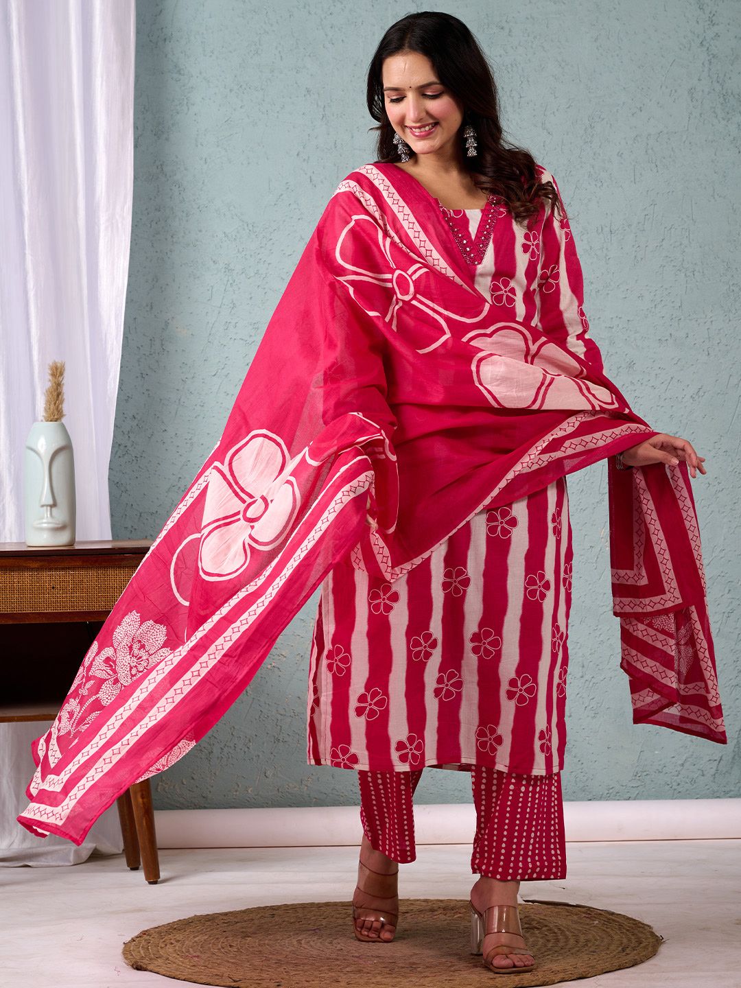 Dhiyona VA Women'sStripper with Floral Printed Kurta with Trouser & Dupatta