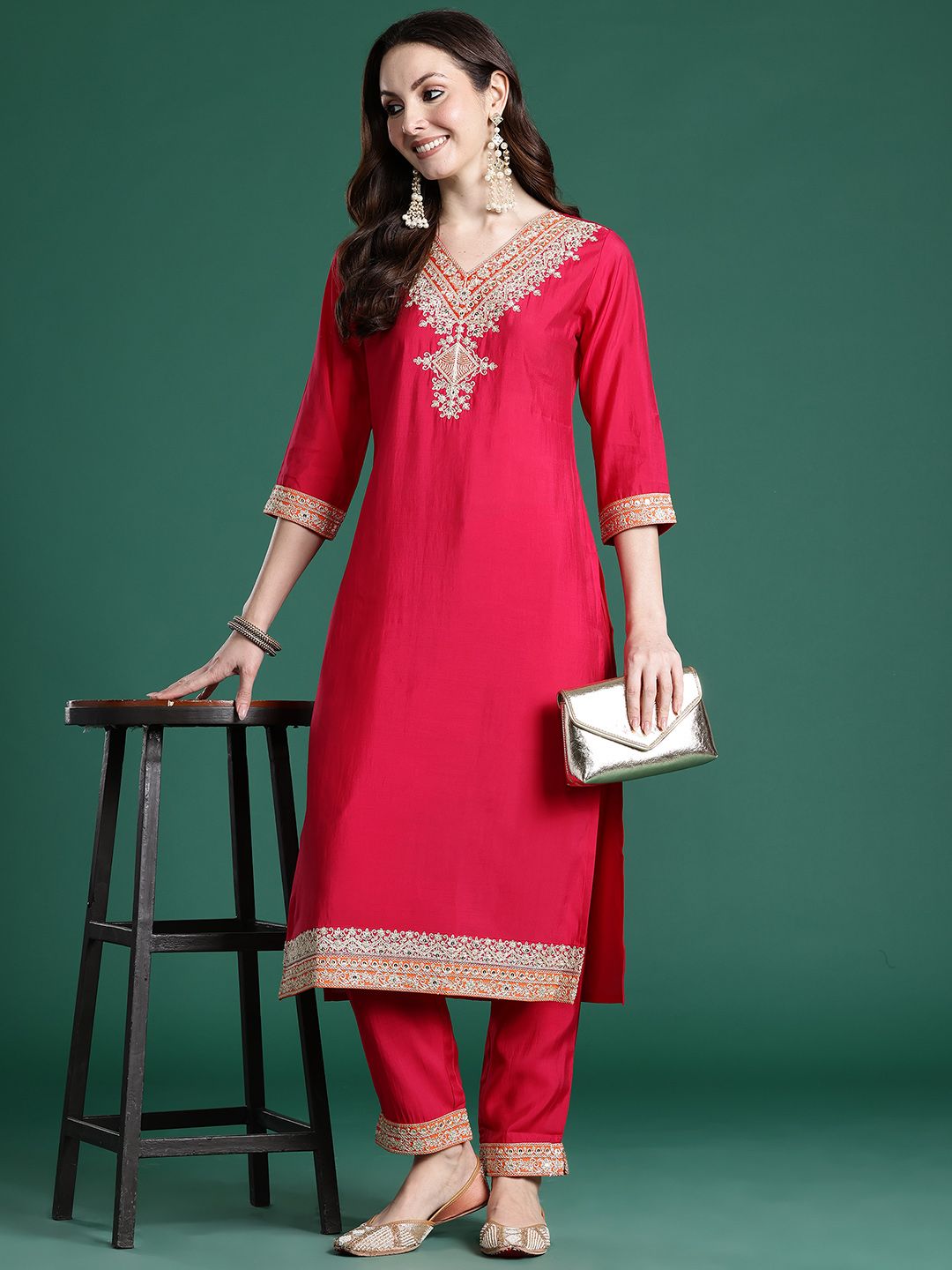 Dhiyona IE Ethnic Motifs Embroidered Kurta with Trousers
