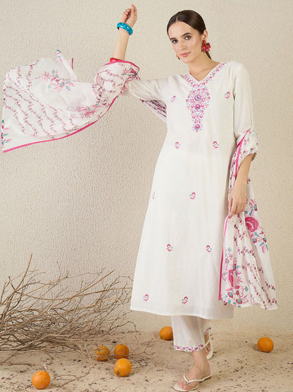 Women Floral Embroidered Regular Pure Cotton Kurta with Trousers & Dupatta