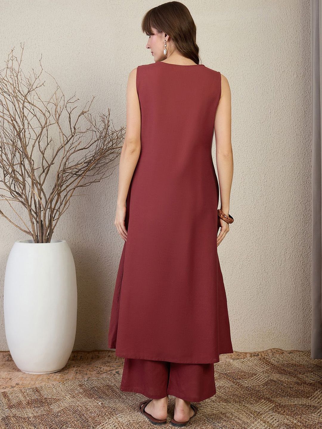 Dhiyona IE Embroidered Pure Cotton V-Neck Top With Trousers Co-Ords