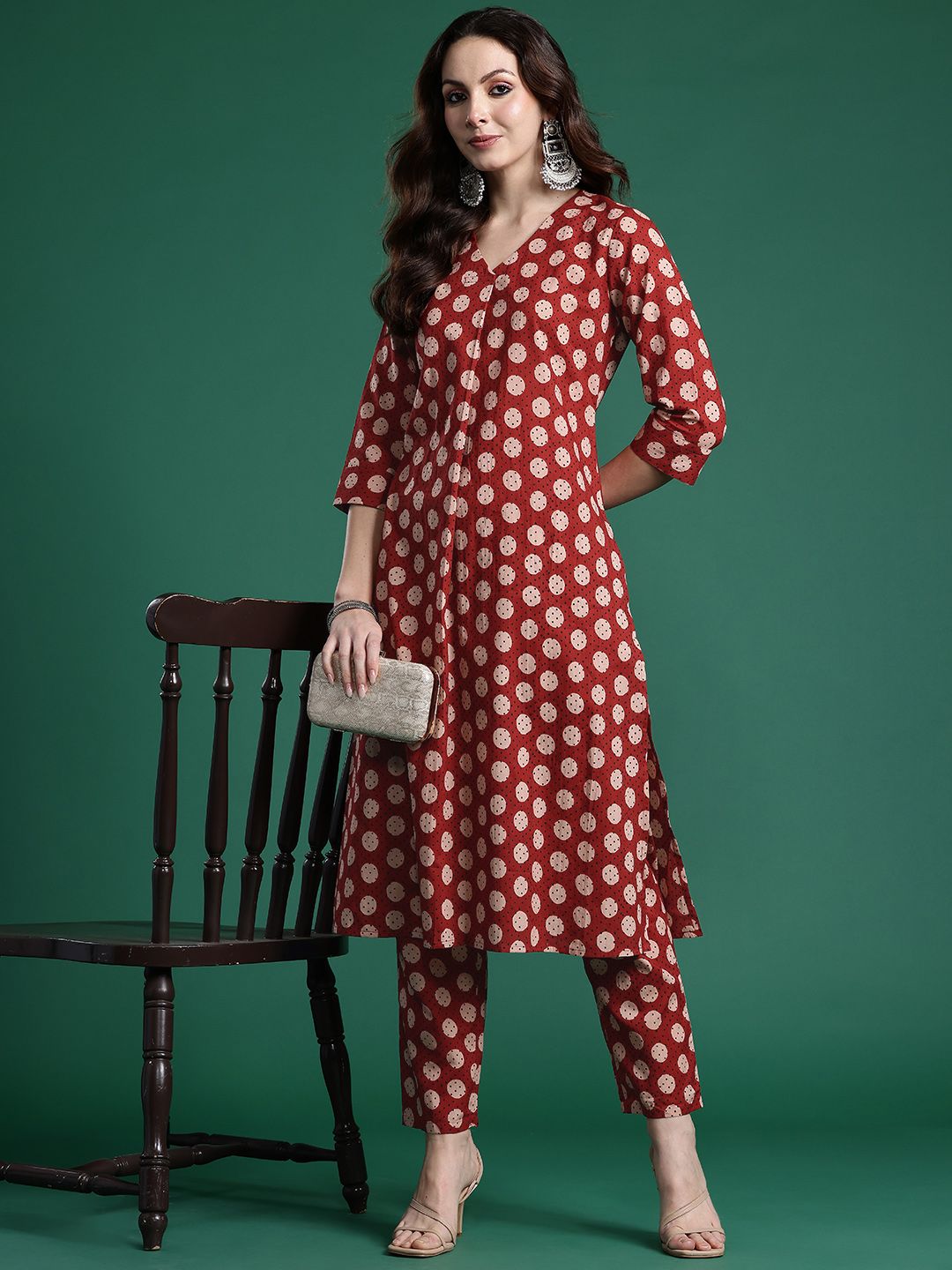 Dhiyona IE Women Printed Pleated Pure Cotton Kurta with Trousers