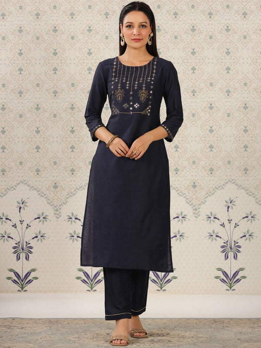 Dhiyona OD  Geometric Yoke Design Regular Thread Work Kurta With Trousers