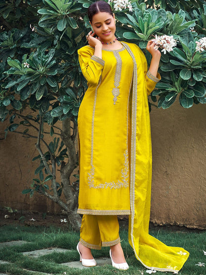 Dhiyona IE Ethnic Motifs Embroidered Straight Kurta & Trouser With Dupatta