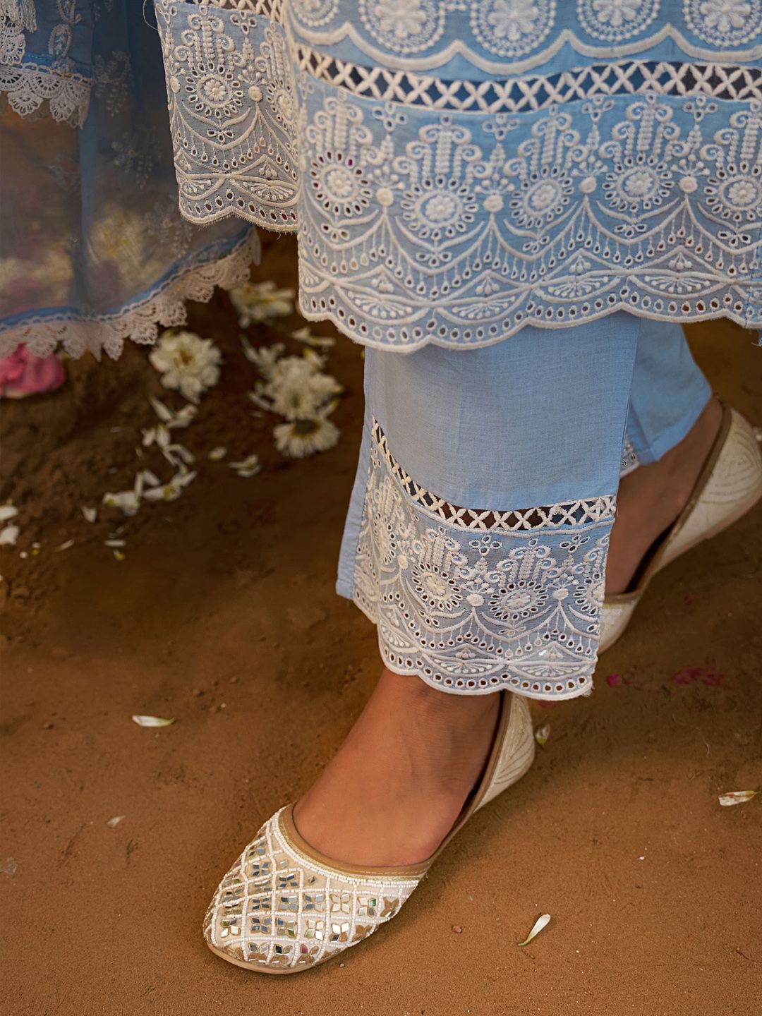 Women Ethnic Motifs Embroidered Thread Work Cotton Kurta with Trousers & Dupatta