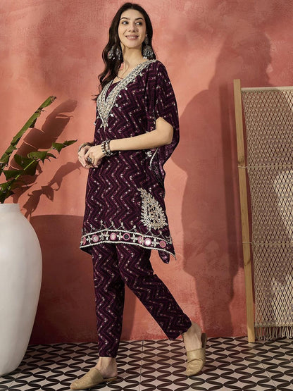 Dhiyona IS Women's Geometric Printed V-Neck Gotta Patti Kaftan Kurti With Trousers