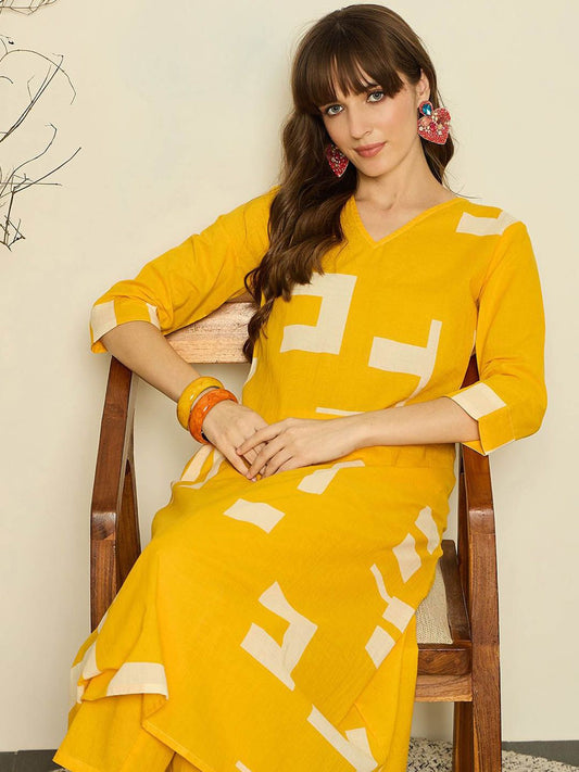 Dhiyona IE Women Printed V-Neck Cotton Top and Trousers Co-Ords