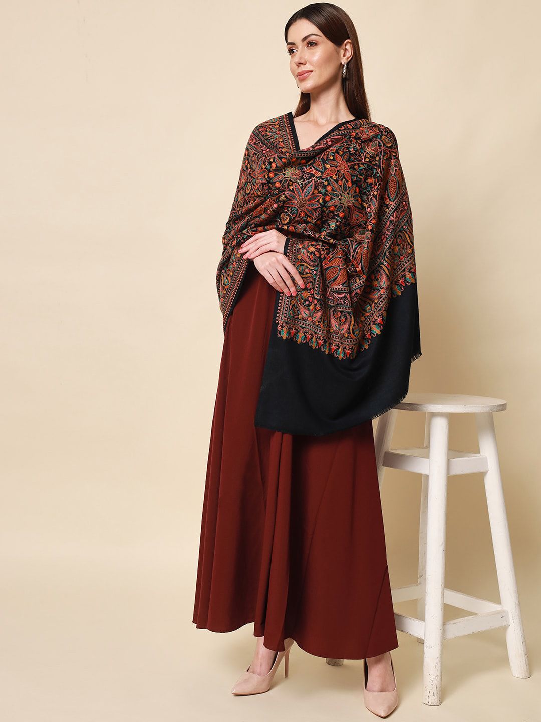 Dhiyona PA Women Black Embroidered Pure Wool Shawl