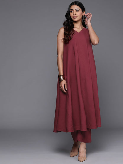 Dhiyona VA Women'sPleated Silk Crepe Kurta with Trousers