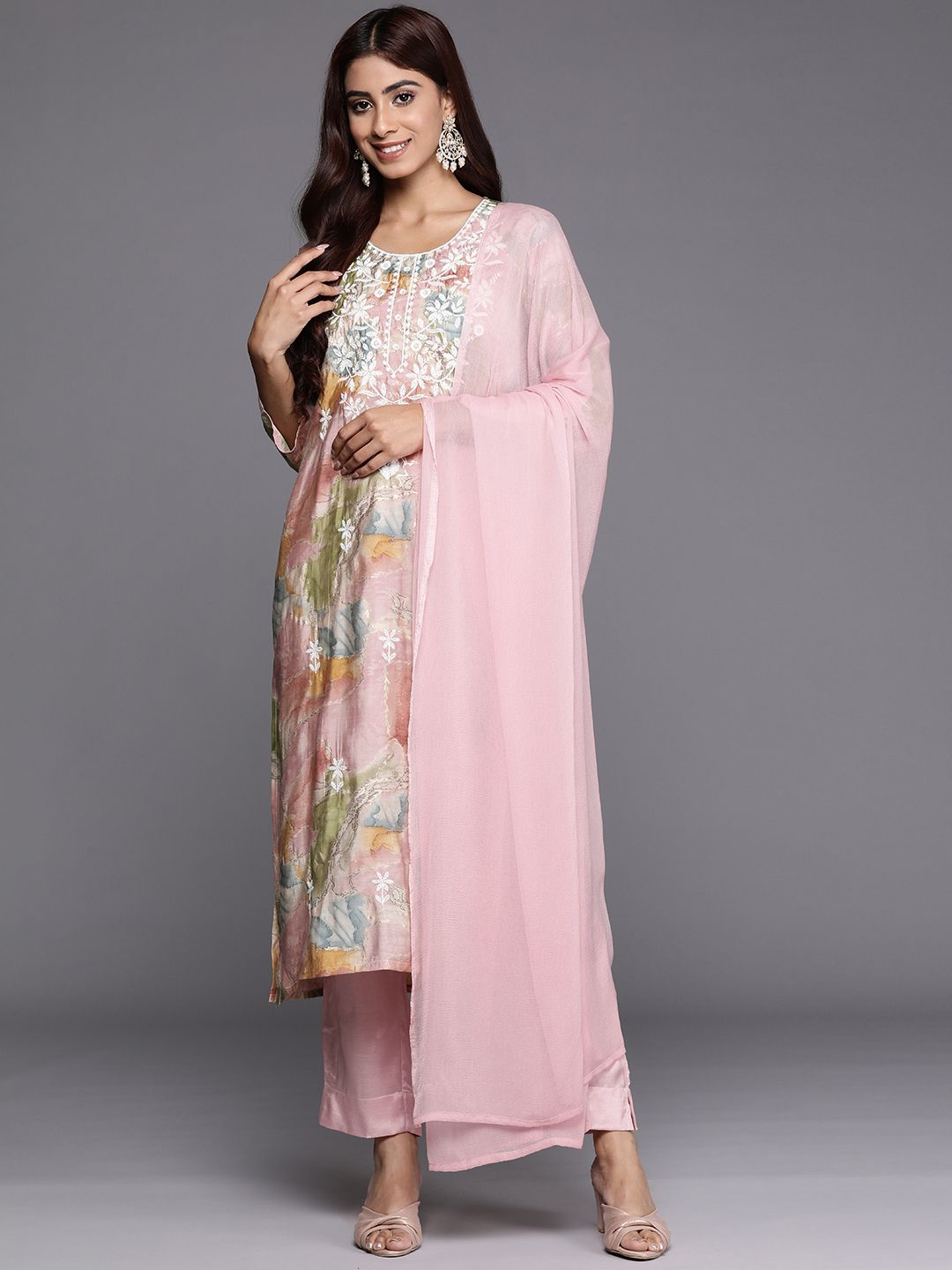 Women Embroidered Regular Thread Work Kurta with Trousers & Dupatta