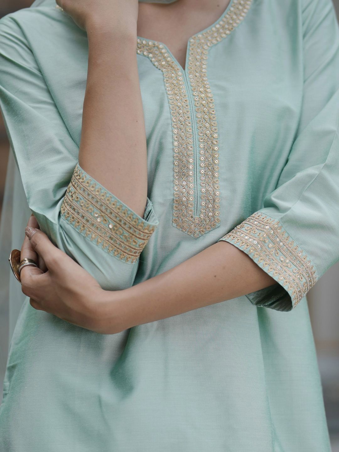 Women Embroidered Regular Kurta with Trousers & With Dupatta