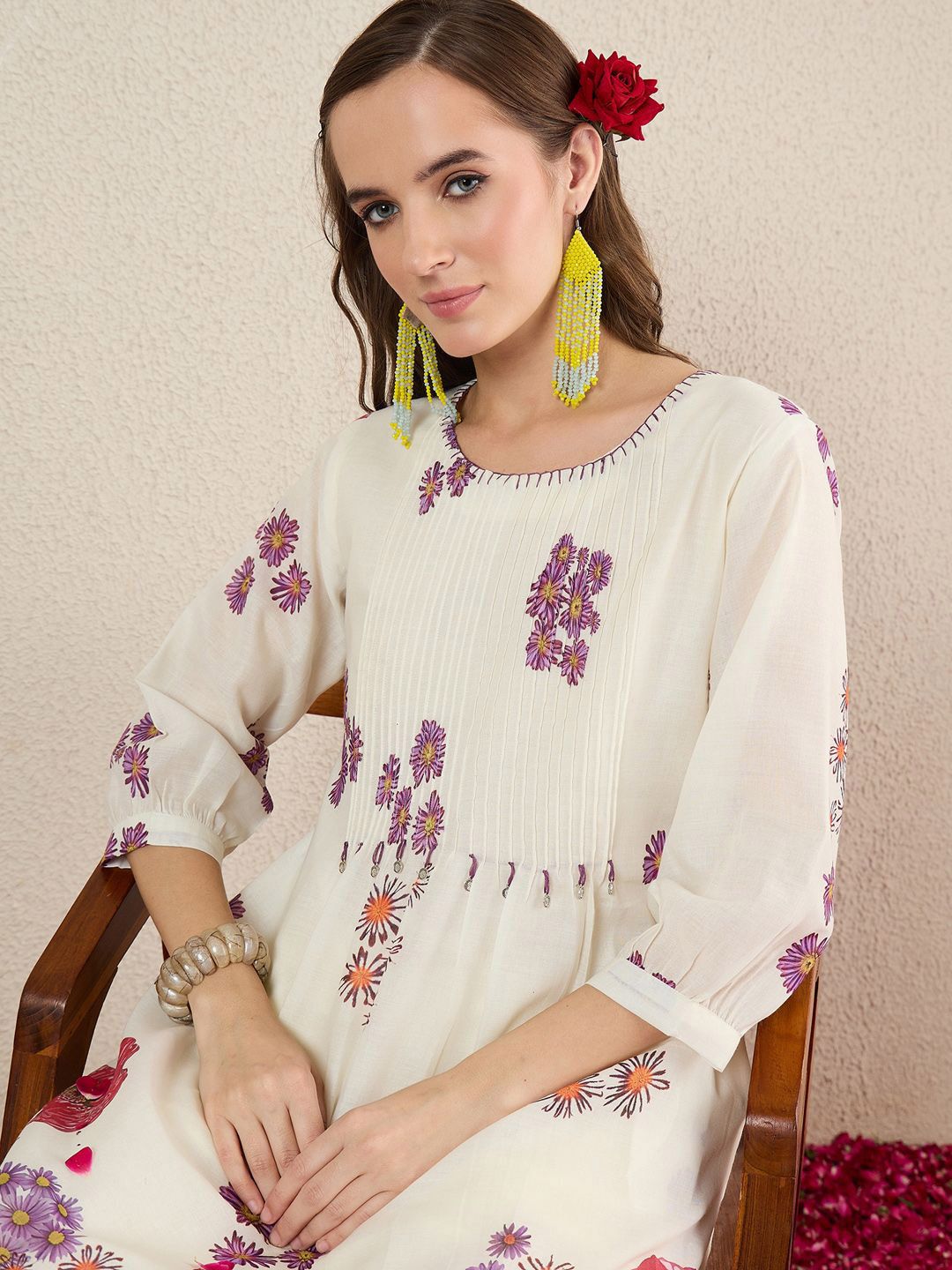 Dhiyona IE Women Floral Printed Cotton Kurta with Trousers