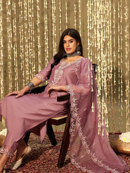 Dhiyona IE Yoke Design Regular Thread Work Kurta with Trousers & With Dupatta