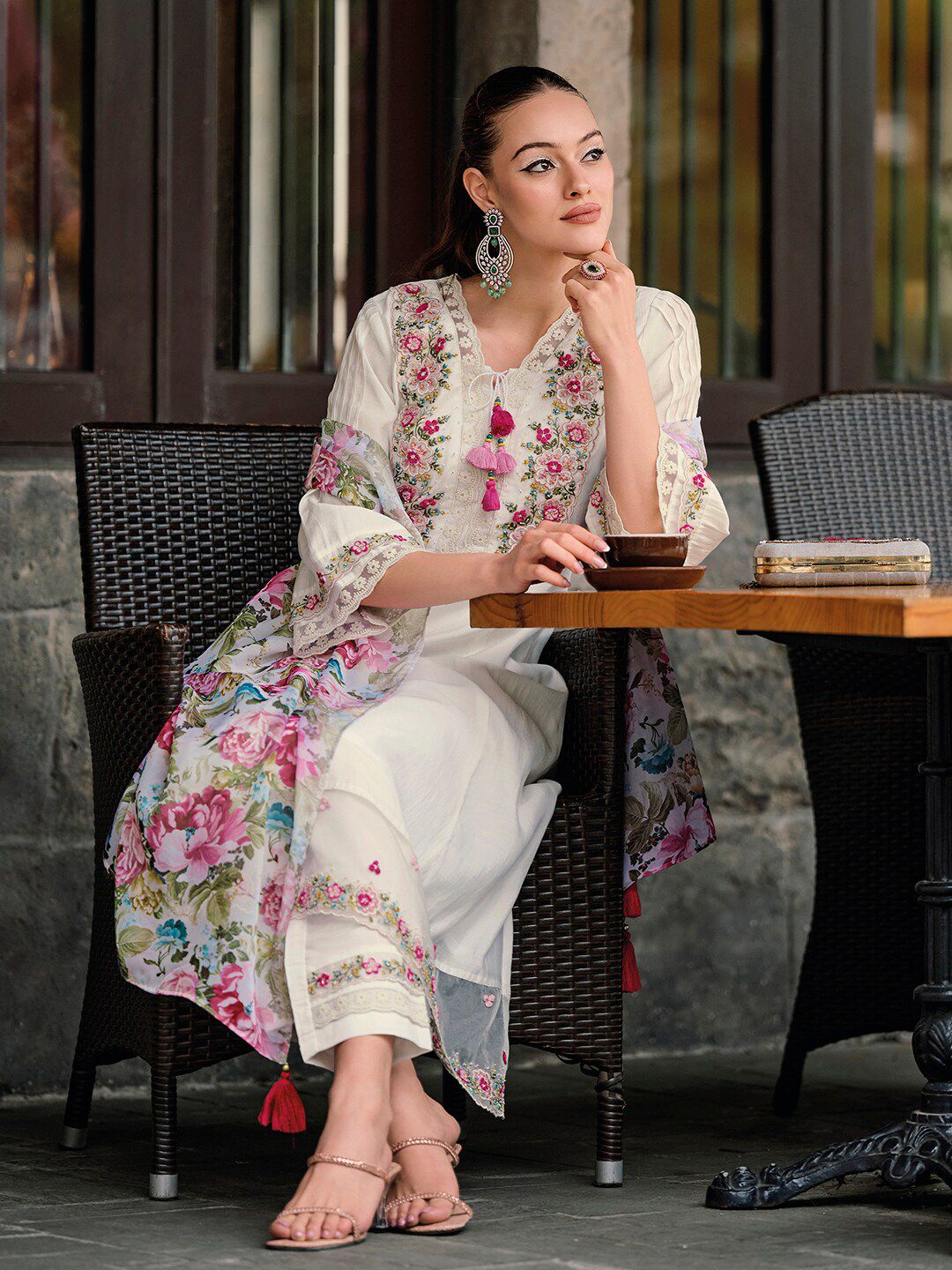 Dhiyona IE Floral Embroidered Thread Work A-Line Kurta With Trousers & Dupatta