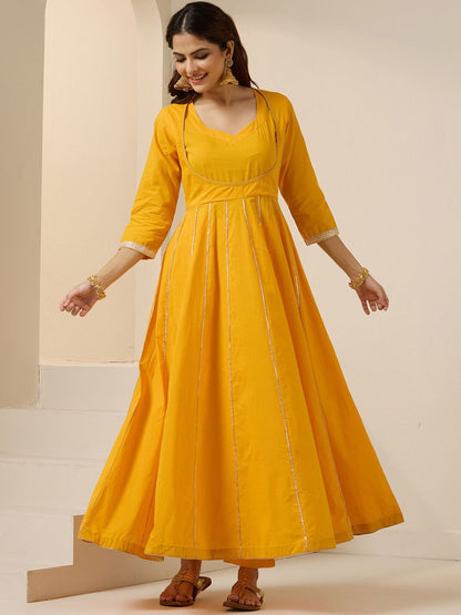 Dhiyona IS Women's Women Printed Regular Kurta with Trousers & With Dupatta