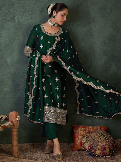 Ethnic Motifs Embroidered Round Neck Kurta With Trousers & Dupatta