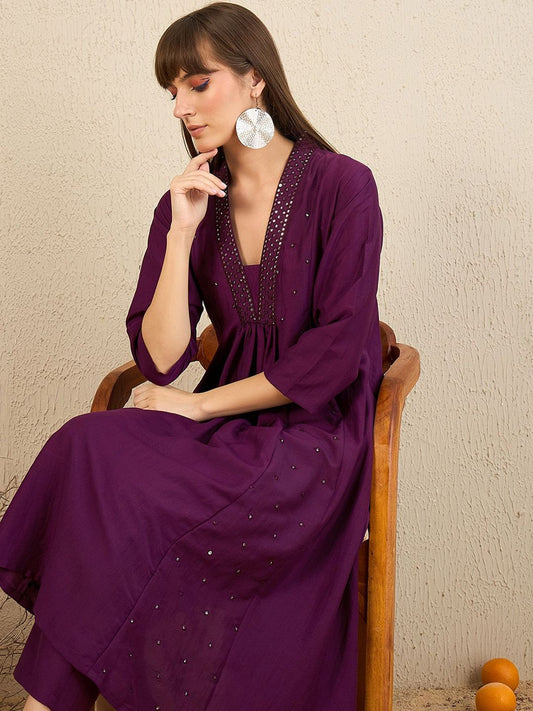 Dhiyona IE Embroidered Three-Quarter Sleeves Tunic With Trouser