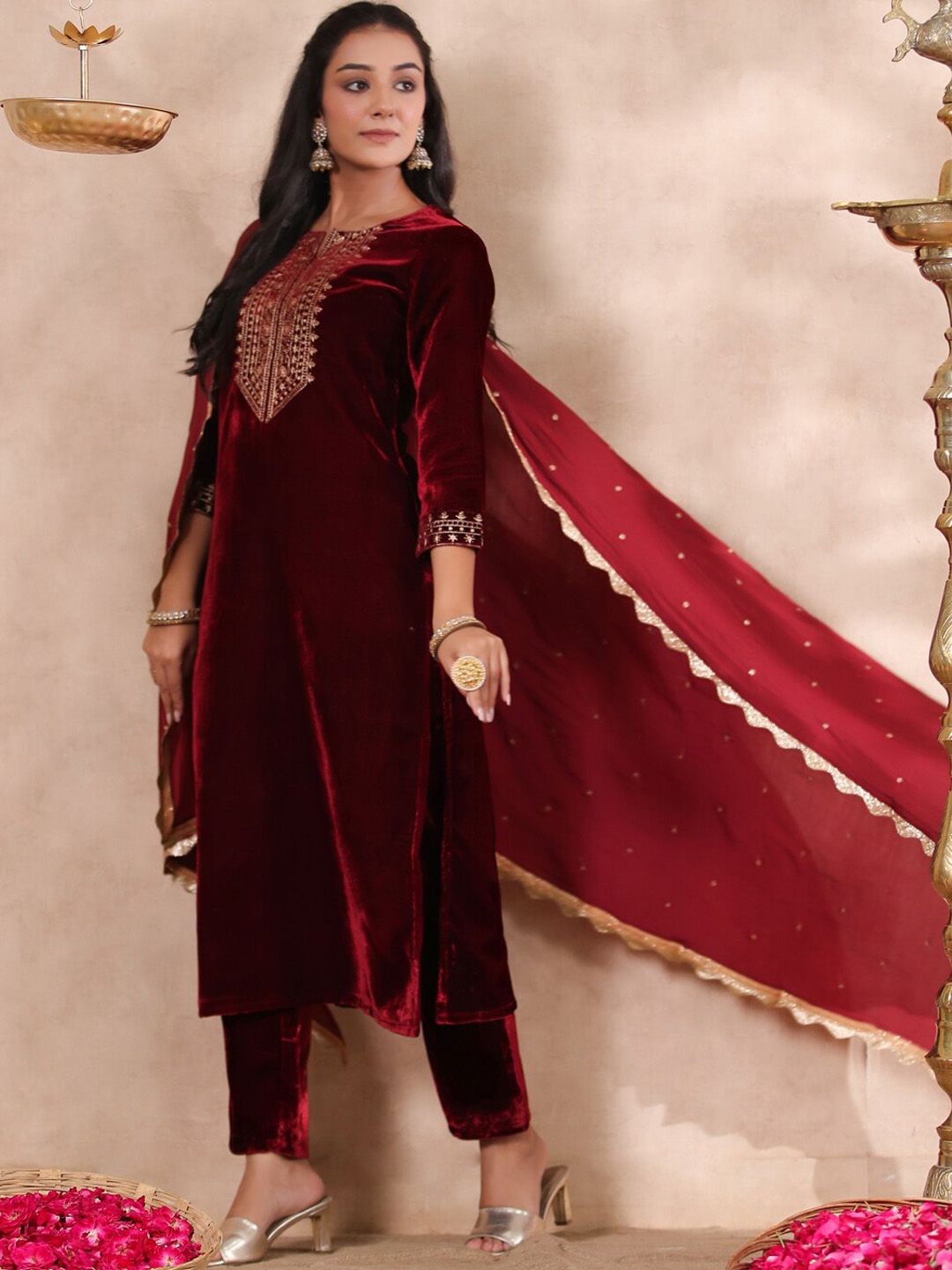 Dhiyona IS Women's Ethnic Motifs Yoke Design Thread Work Velvet Straight Kurta & Trousers With Dupatta
