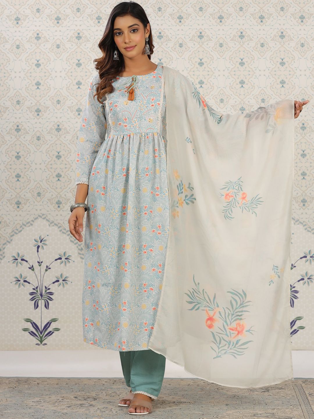 Dhiyona OD  Floral Printed Anarkali Kurta with Trousers & With Dupatta