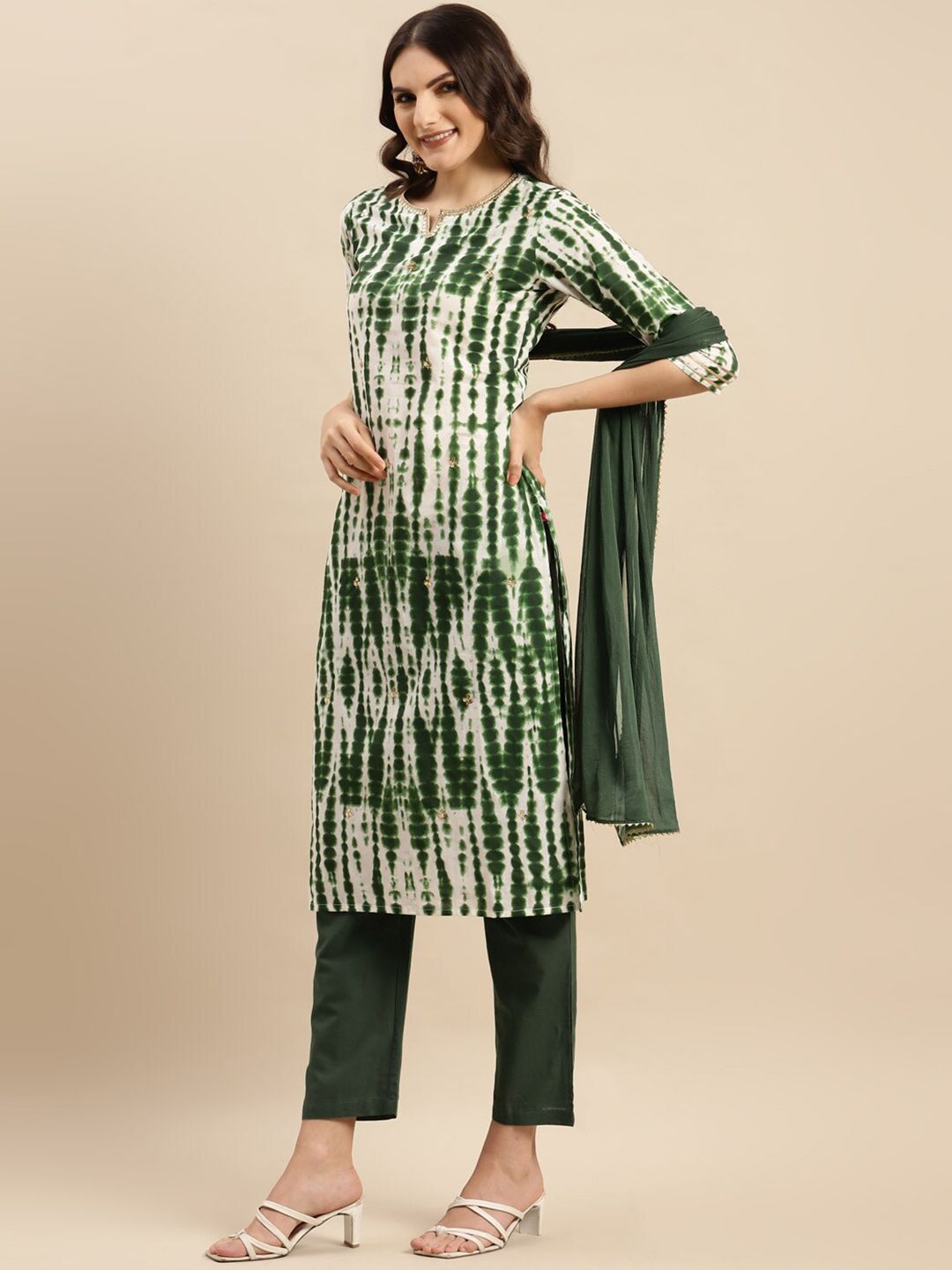Dhiyona VA Women'sGreen Shibori Printed Sequinned Pure Cotton Kurta With Trousers & Dupatta