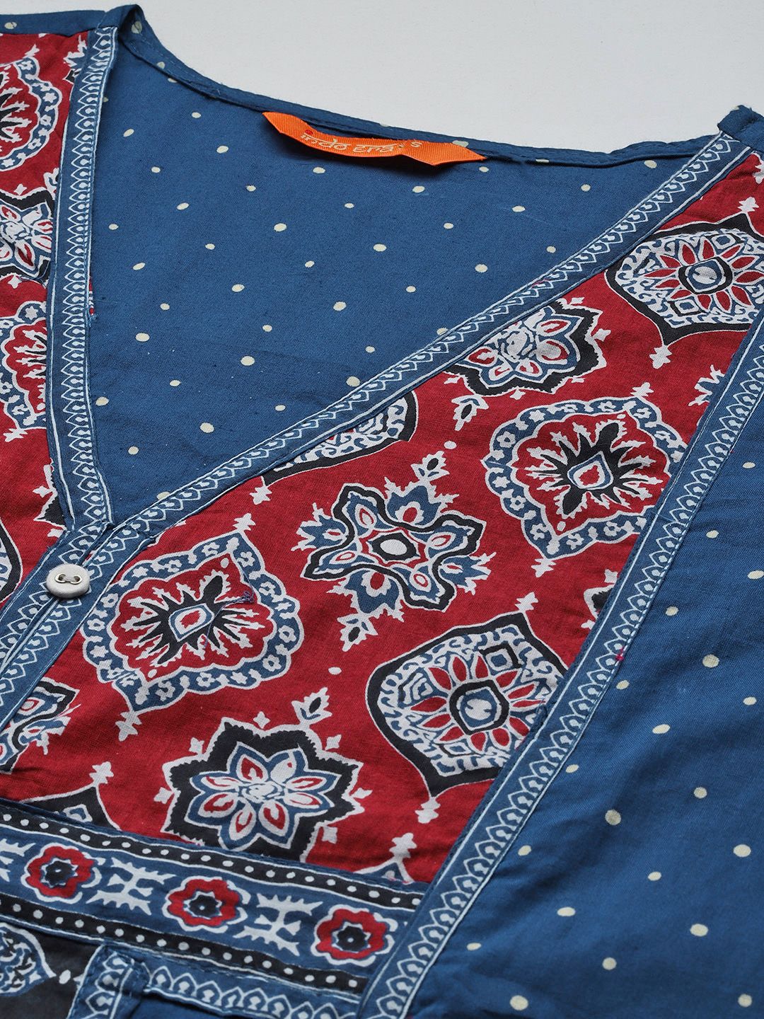 Ethnic Motifs Printed Thread Work Kurta with Trousers & Dupatta
