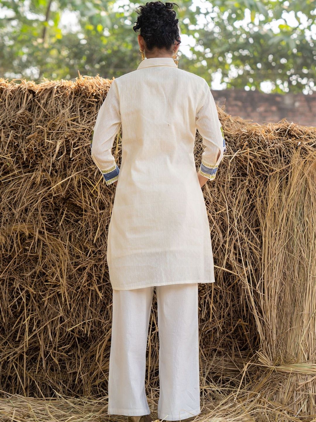 Women Floral Embroidered Regular Thread Work Pure Cotton Kurta with Palazzos